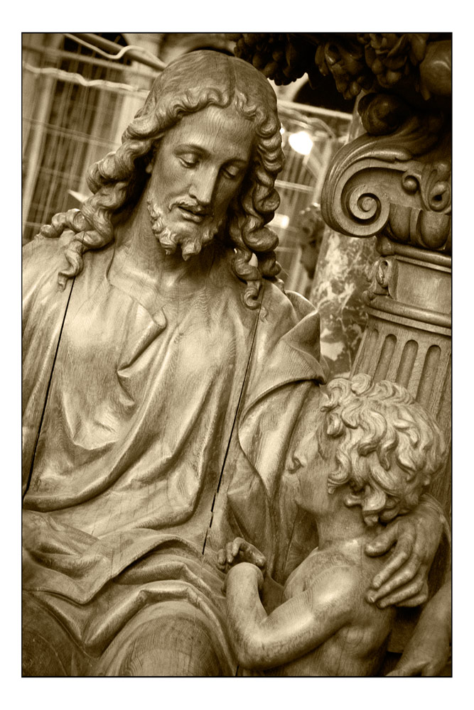 Statue.jpg